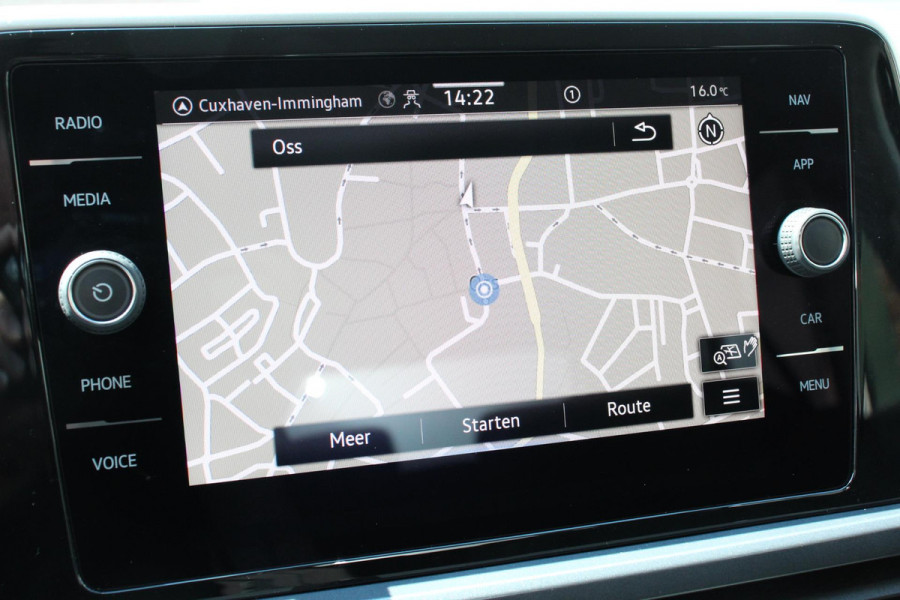 Volkswagen T-Roc 1.5 TSI 150pk DSG Style | Navigatie | Climate Control | Parkeer sensoren | Adaptive Cruise Control | Led | Dab