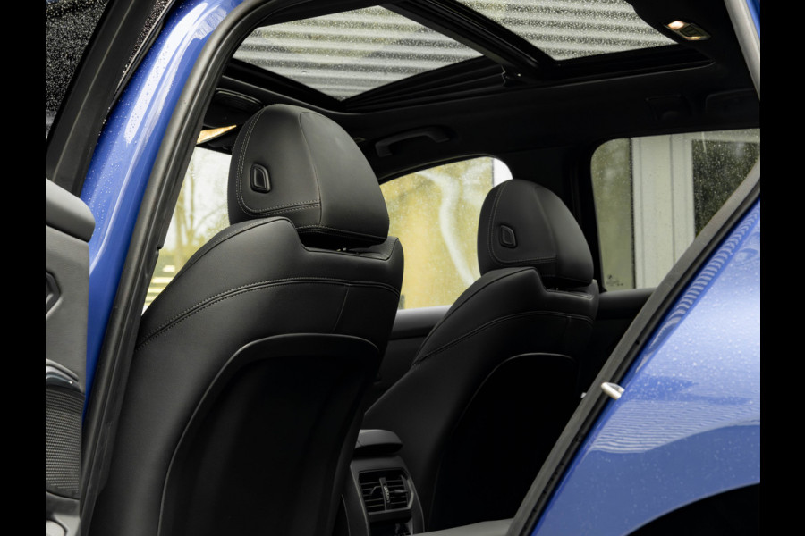 BMW 3 Serie Touring 330e M-Sport - Pano - Trekhaak - ACC - Hifi - Camera