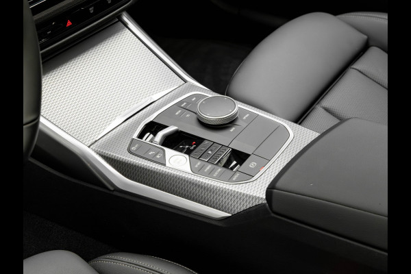 BMW 3 Serie Touring 330e M-Sport - Pano - Trekhaak - ACC - Hifi - Camera