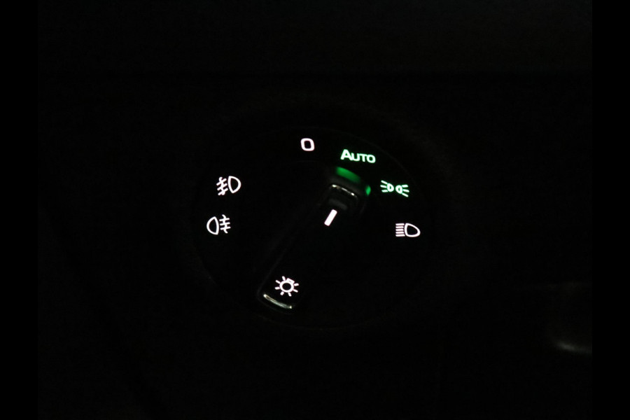 Škoda Karoq 1.0 TSI Bns Ed. Plus|Pano|ACC|Canton|Trekhaak|VirtualCockpit