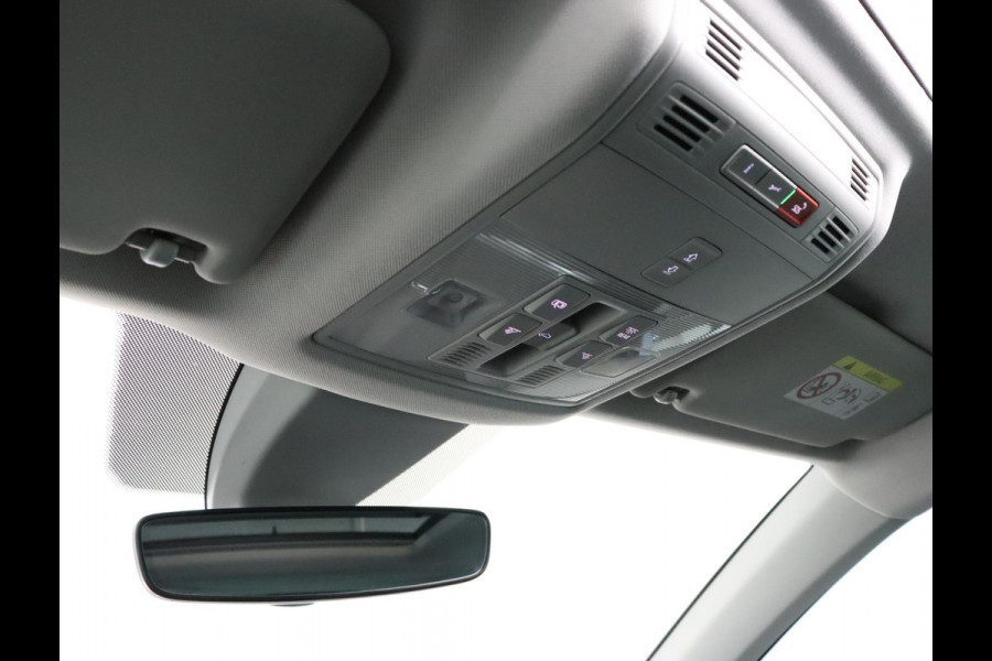 Škoda Karoq 1.0 TSI Bns Ed. Plus|Pano|ACC|Canton|Trekhaak|VirtualCockpit