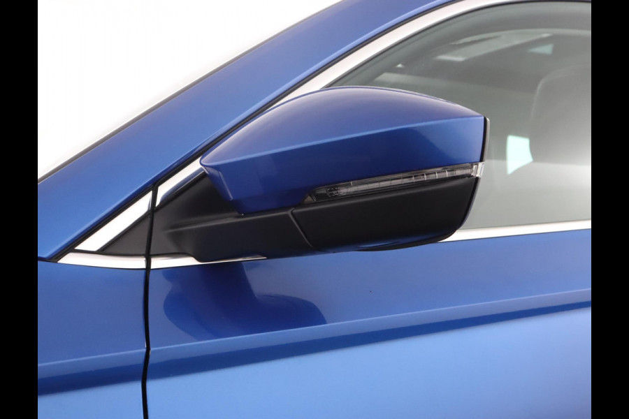 Škoda Karoq 1.0 TSI Bns Ed. Plus|Pano|ACC|Canton|Trekhaak|VirtualCockpit