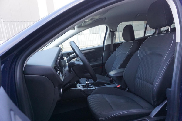 Ford FOCUS Wagon 1.0 EcoB.125PK Hybrid Titanium X Bus./Trekhaak/ Winter+Technologypack. Ford FOCUS Wagon 1.0 EcoB.125PK Hybrid Titanium X Bus./Trekhaak/ Winter+Technologypack.