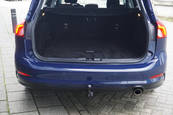 Ford FOCUS Wagon 1.0 EcoB.125PK Hybrid Titanium X Bus./Trekhaak/ Winter+Technologypack. Ford FOCUS Wagon 1.0 EcoB.125PK Hybrid Titanium X Bus./Trekhaak/ Winter+Technologypack.