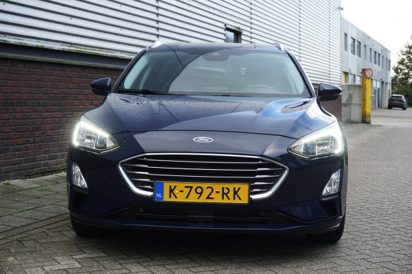 Ford FOCUS Wagon 1.0 EcoB.125PK Hybrid Titanium X Bus./Trekhaak/ Winter+Technologypack. Ford FOCUS Wagon 1.0 EcoB.125PK Hybrid Titanium X Bus./Trekhaak/ Winter+Technologypack.