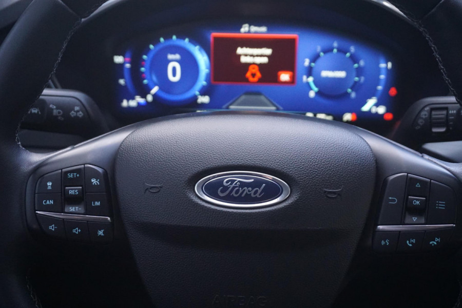 Ford FOCUS Wagon 1.0 EcoB.125PK Hybrid Titanium X Bus./Trekhaak/ Winter+Technologypack. Ford FOCUS Wagon 1.0 EcoB.125PK Hybrid Titanium X Bus./Trekhaak/ Winter+Technologypack.