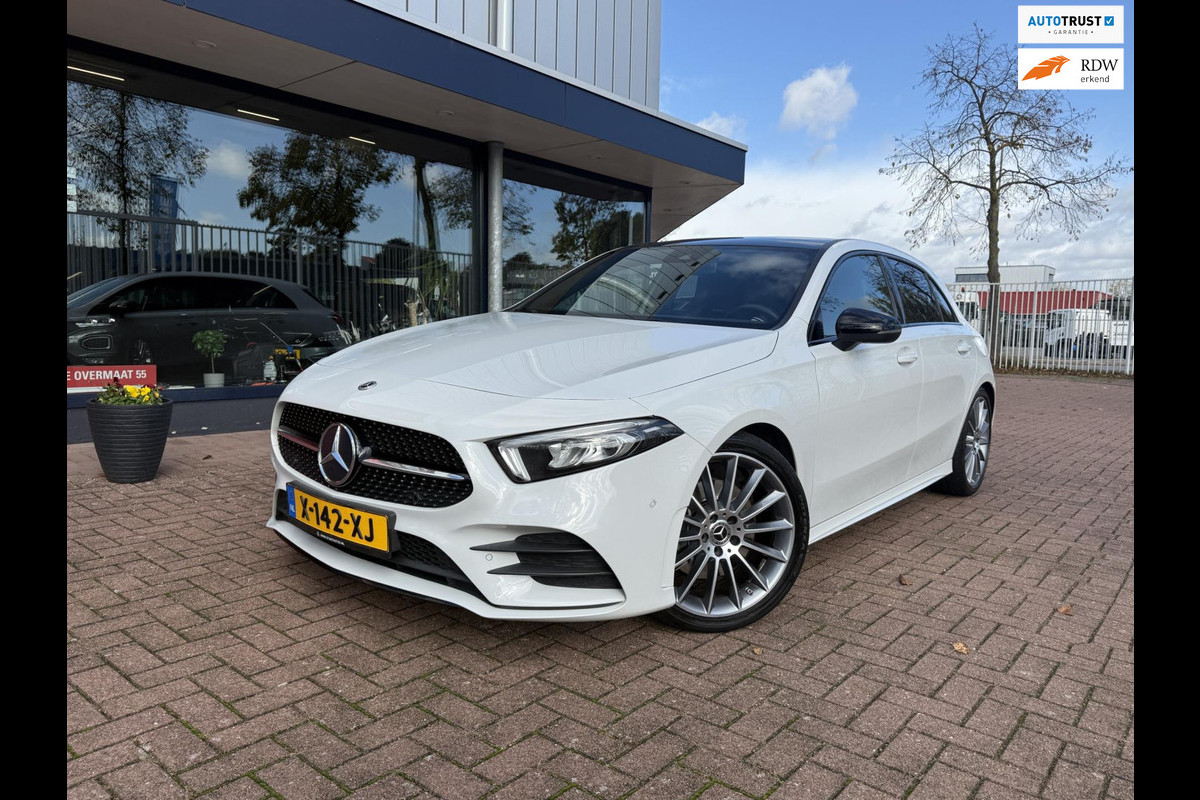 Mercedes-Benz A-Klasse 220 4MATIC | AMG | Pano | Sfeer | LED Mercedes-Benz A-Klasse 220 4MATIC | AMG | Pano | Sfeer | LED