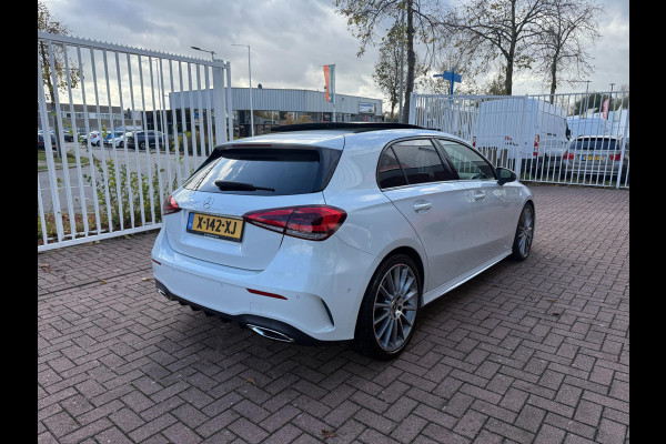 Mercedes-Benz A-Klasse 220 4MATIC | AMG | Pano | Sfeer | LED Mercedes-Benz A-Klasse 220 4MATIC | AMG | Pano | Sfeer | LED