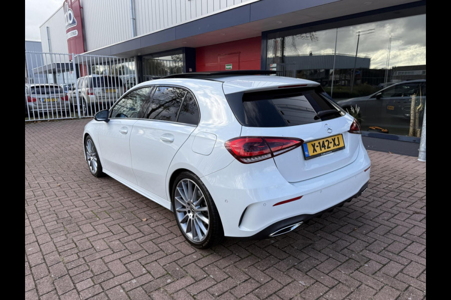 Mercedes-Benz A-Klasse 220 4MATIC | AMG | Pano | Sfeer | LED Mercedes-Benz A-Klasse 220 4MATIC | AMG | Pano | Sfeer | LED