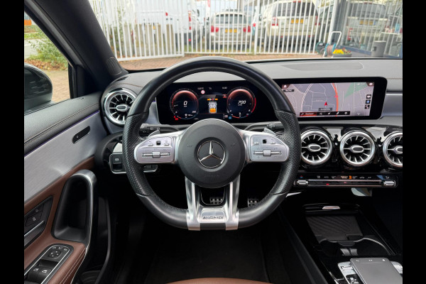 Mercedes-Benz A-Klasse 220 4MATIC | AMG | Pano | Sfeer | LED Mercedes-Benz A-Klasse 220 4MATIC | AMG | Pano | Sfeer | LED