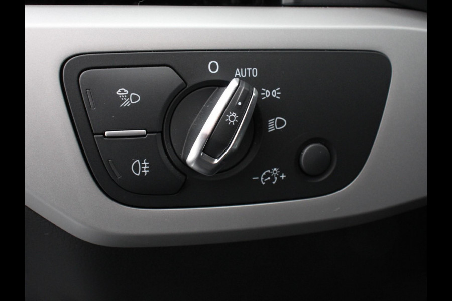 Audi A4 Avant 40 TFSI 204pk S-Line Plus S-tronic | Virtual Cockpit | Navigatie | Parkeer sensoren V+A | Climate Control | Adaptive Cruise Control | Electrisch bedienbare achterklep | Audi A4 Avant 40 TFSI 204pk S-Line Plus S-tronic | Virtual Cockpit | Navigatie | Parkeer sensoren V+A | Climate Control | Adaptive Cruise Control | Electrisch bedienbare achterklep |