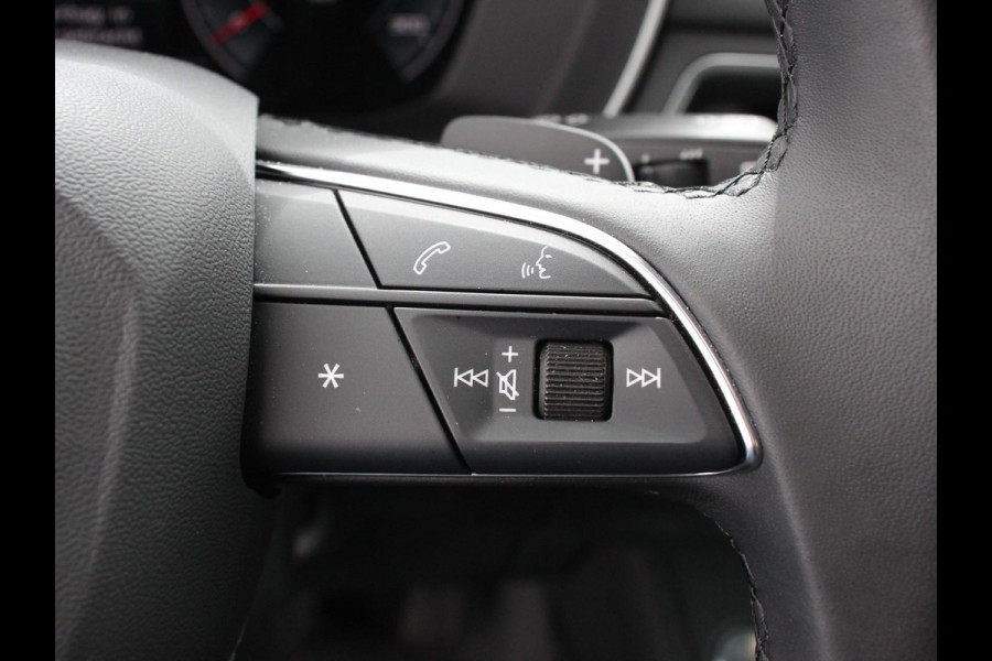 Audi A4 Avant 40 TFSI 204pk S-Line Plus S-tronic | Virtual Cockpit | Navigatie | Parkeer sensoren V+A | Climate Control | Adaptive Cruise Control | Electrisch bedienbare achterklep | Audi A4 Avant 40 TFSI 204pk S-Line Plus S-tronic | Virtual Cockpit | Navigatie | Parkeer sensoren V+A | Climate Control | Adaptive Cruise Control | Electrisch bedienbare achterklep |