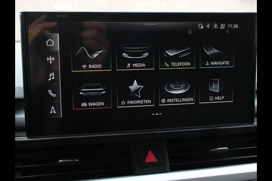 Audi A4 Avant 40 TFSI 204pk S-Line Plus S-tronic | Virtual Cockpit | Navigatie | Parkeer sensoren V+A | Climate Control | Adaptive Cruise Control | Electrisch bedienbare achterklep | Audi A4 Avant 40 TFSI 204pk S-Line Plus S-tronic | Virtual Cockpit | Navigatie | Parkeer sensoren V+A | Climate Control | Adaptive Cruise Control | Electrisch bedienbare achterklep |