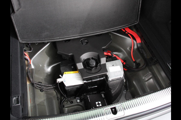 Audi A4 Avant 40 TFSI 204pk S-Line Plus S-tronic | Virtual Cockpit | Navigatie | Parkeer sensoren V+A | Climate Control | Adaptive Cruise Control | Electrisch bedienbare achterklep | Audi A4 Avant 40 TFSI 204pk S-Line Plus S-tronic | Virtual Cockpit | Navigatie | Parkeer sensoren V+A | Climate Control | Adaptive Cruise Control | Electrisch bedienbare achterklep |