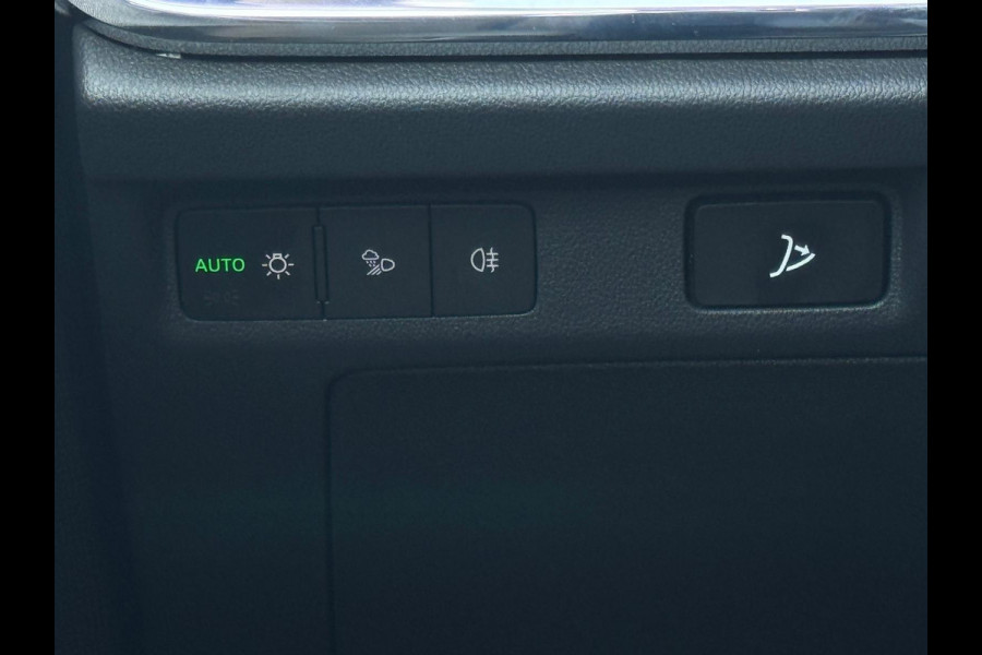 Škoda ENYAQ iV 80, panoramadak, achteruitrijcamera, stoel-stuurverwarming, 1/2 leder, vele opties,, eerste eigenaar