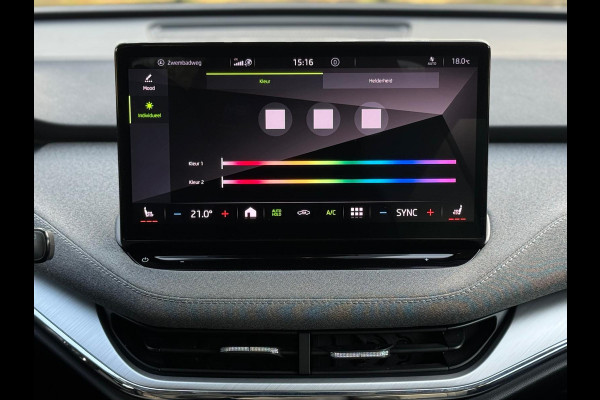 Škoda ENYAQ iV 80, panoramadak, achteruitrijcamera, stoel-stuurverwarming, 1/2 leder, vele opties,, eerste eigenaar