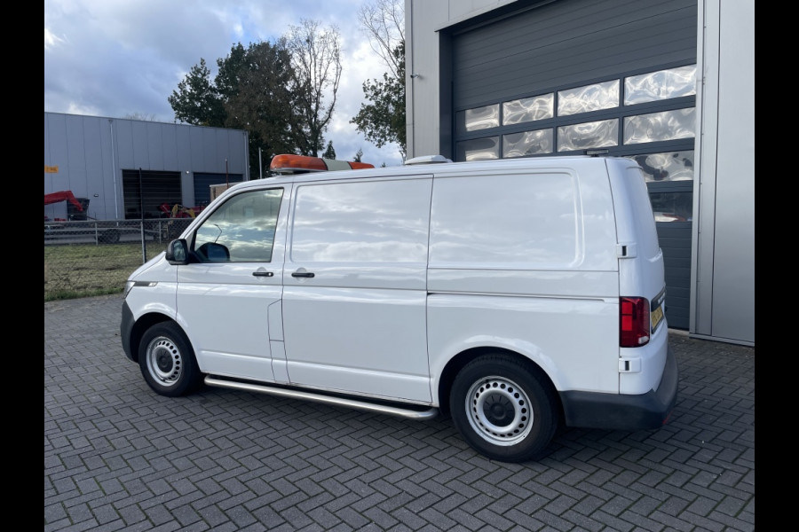 Volkswagen Transporter 2.0 TDI 150PK DSG Dierenvervoer Volkswagen Transporter 2.0 TDI 150PK DSG Dierenvervoer