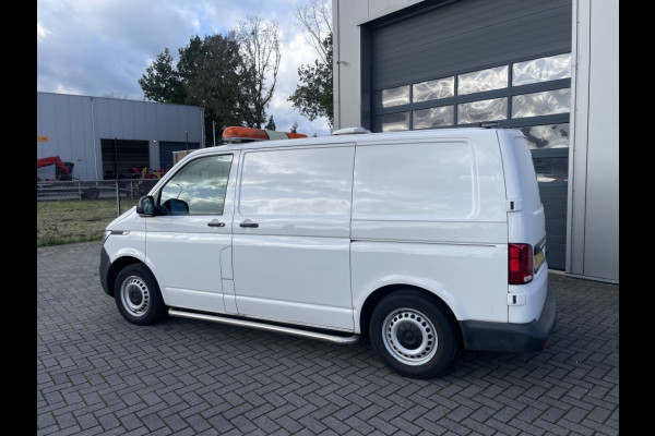 Volkswagen Transporter 2.0 TDI 150PK DSG Dierenvervoer Volkswagen Transporter 2.0 TDI 150PK DSG Dierenvervoer