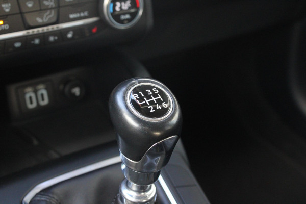 Ford Kuga 1.5 EcoBoost Titanium X | Trekhaak 1800KG | Stoel + Stuurverwarming | Cruise Control | Navigatie | Climate Control |