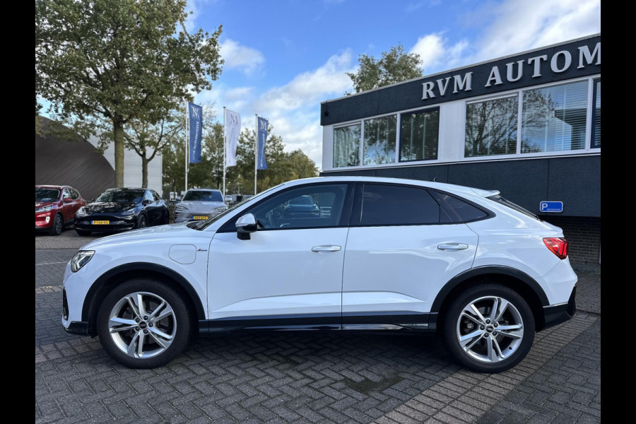 Audi Q3 Sportback 45 TFSI e S Edition PLUG IN HYBRIDE||2x S-LINE BINNEN + BUITEN| ADAPTIVE CRUISE| DODE HOEK | ELEK. TREKHAAK| DIG. DASH| Audi Q3 Sportback 45 TFSI e S Edition PLUG IN HYBRIDE||2x S-LINE BINNEN + BUITEN| ADAPTIVE CRUISE| DODE HOEK | ELEK. TREKHAAK| DIG. DASH|