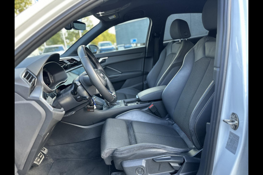 Audi Q3 Sportback 45 TFSI e S Edition PLUG IN HYBRIDE||2x S-LINE BINNEN + BUITEN| ADAPTIVE CRUISE| DODE HOEK | ELEK. TREKHAAK| DIG. DASH| Audi Q3 Sportback 45 TFSI e S Edition PLUG IN HYBRIDE||2x S-LINE BINNEN + BUITEN| ADAPTIVE CRUISE| DODE HOEK | ELEK. TREKHAAK| DIG. DASH|