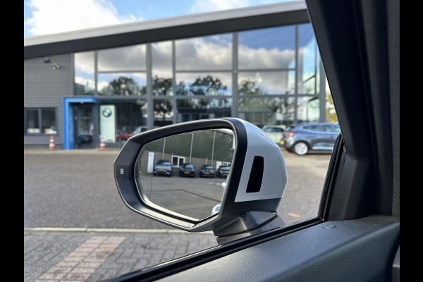 Audi Q3 Sportback 45 TFSI e S Edition PLUG IN HYBRIDE||2x S-LINE BINNEN + BUITEN| ADAPTIVE CRUISE| DODE HOEK | ELEK. TREKHAAK| DIG. DASH| Audi Q3 Sportback 45 TFSI e S Edition PLUG IN HYBRIDE||2x S-LINE BINNEN + BUITEN| ADAPTIVE CRUISE| DODE HOEK | ELEK. TREKHAAK| DIG. DASH|