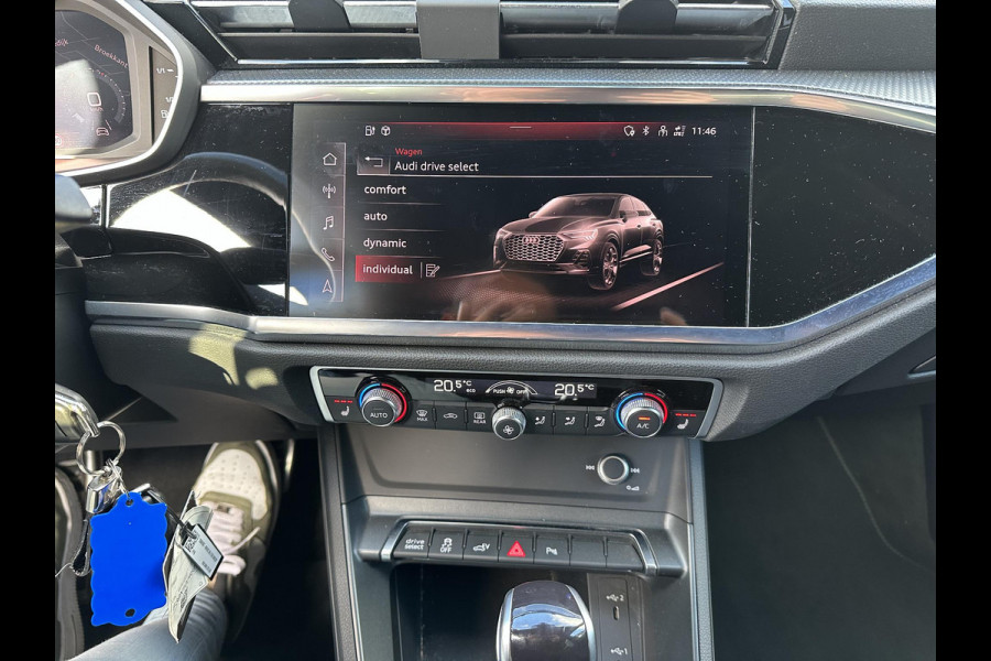 Audi Q3 Sportback 45 TFSI e S Edition PLUG IN HYBRIDE||2x S-LINE BINNEN + BUITEN| ADAPTIVE CRUISE| DODE HOEK | ELEK. TREKHAAK| DIG. DASH| Audi Q3 Sportback 45 TFSI e S Edition PLUG IN HYBRIDE||2x S-LINE BINNEN + BUITEN| ADAPTIVE CRUISE| DODE HOEK | ELEK. TREKHAAK| DIG. DASH|