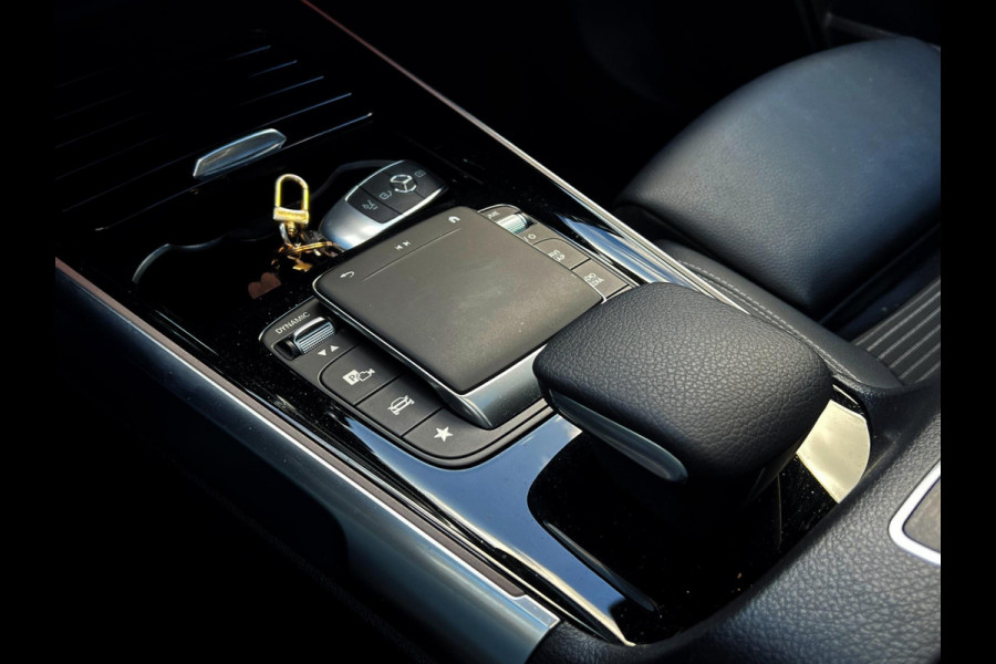 Mercedes-Benz Glb 200 Premium Plus panorama_carplay_Camera Mercedes-Benz Glb 200 Premium Plus panorama_carplay_Camera