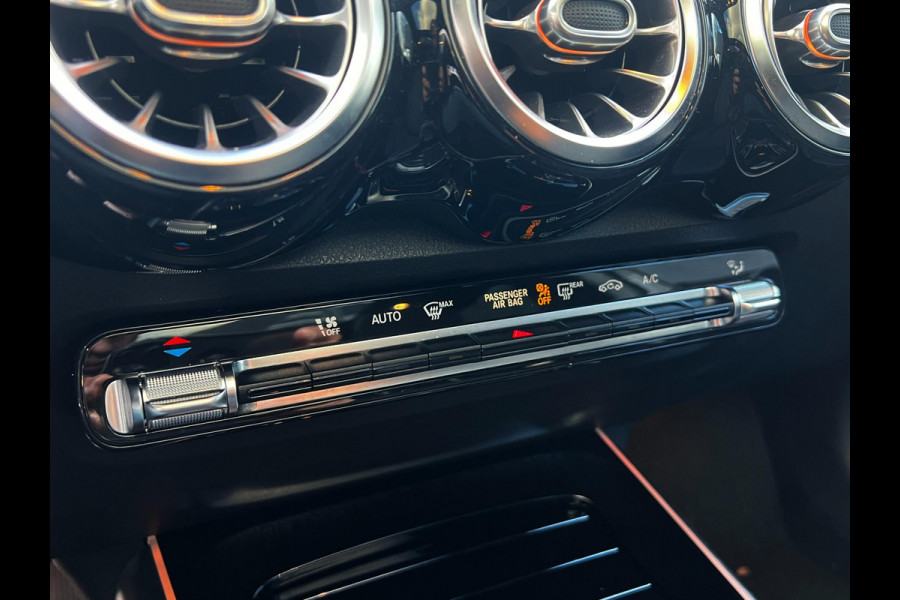 Mercedes-Benz Glb 200 Premium Plus panorama_carplay_Camera Mercedes-Benz Glb 200 Premium Plus panorama_carplay_Camera