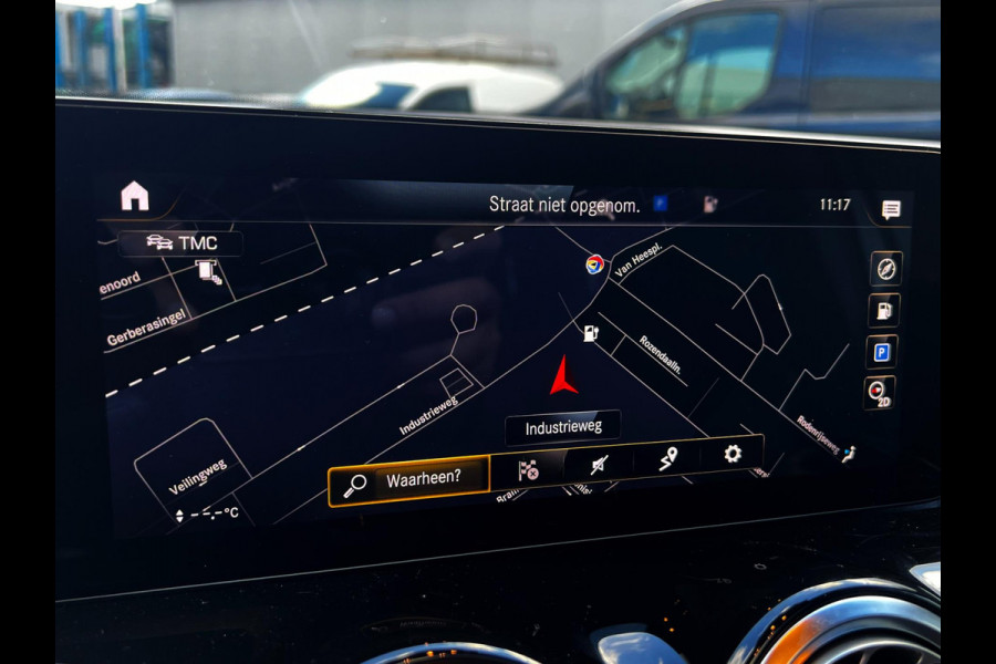 Mercedes-Benz Glb 200 Premium Plus panorama_carplay_Camera Mercedes-Benz Glb 200 Premium Plus panorama_carplay_Camera