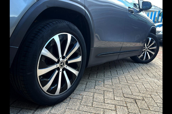 Mercedes-Benz Glb 200 Premium Plus panorama_carplay_Camera Mercedes-Benz Glb 200 Premium Plus panorama_carplay_Camera