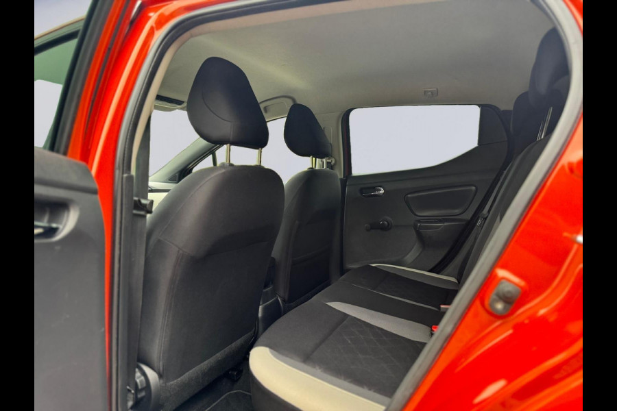 Nissan Micra 0.9 IG-T Tekna, achteruitrijcamera, climaat control, navigatie, 17 inch, vele opties Nissan Micra 0.9 IG-T Tekna, achteruitrijcamera, climaat control, navigatie, 17 inch, vele opties
