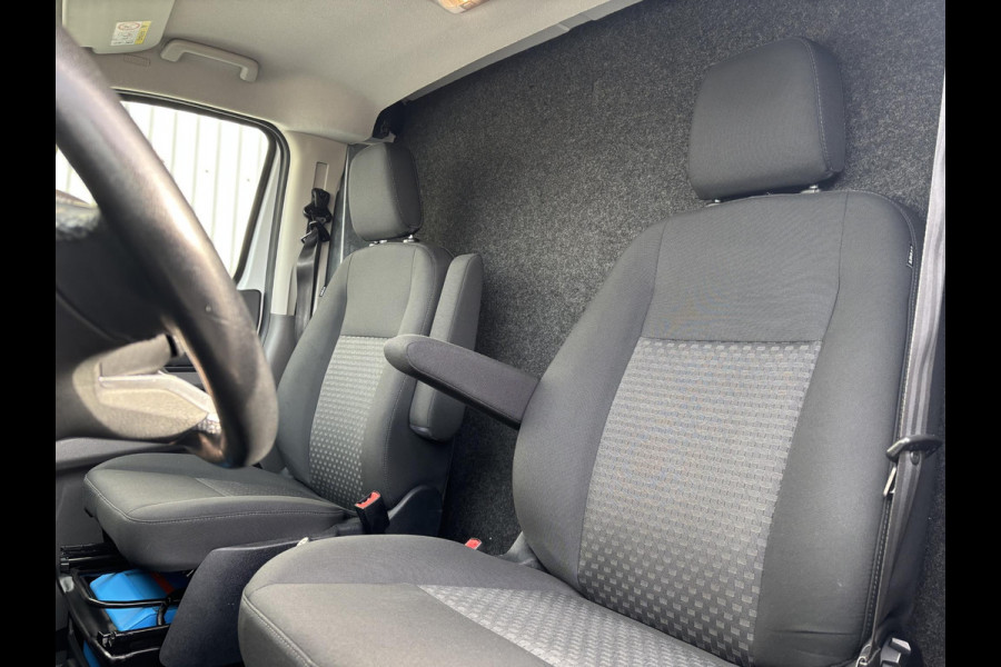 Ford Transit Custom 2.0 TDCI L1H1*A/C*CRUISE*IMPERIAAL*HAAK*OMVORMER*