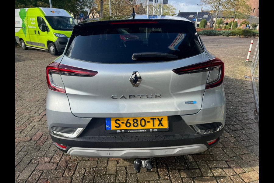 Renault Captur 1.6 E-Tech Plug-in Hybrid 160 Intens Trekhaak / Groot Navi / LM velgen / Clima / Full LED