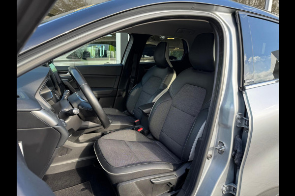 Renault Captur 1.6 E-Tech Plug-in Hybrid 160 Intens Trekhaak / Groot Navi / LM velgen / Clima / Full LED