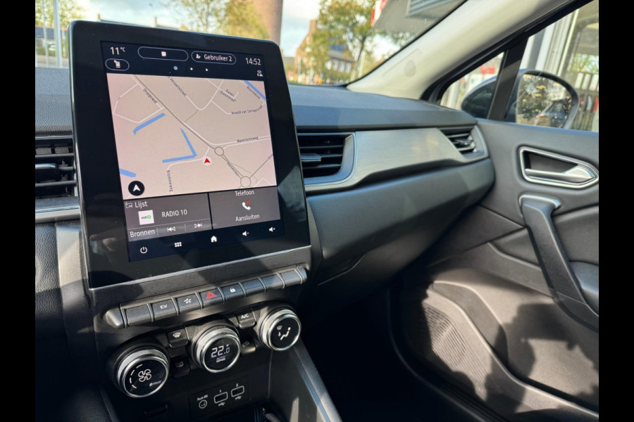 Renault Captur 1.6 E-Tech Plug-in Hybrid 160 Intens Trekhaak / Groot Navi / LM velgen / Clima / Full LED