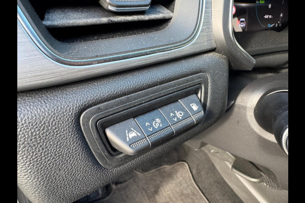 Renault Captur 1.6 E-Tech Plug-in Hybrid 160 Intens Trekhaak / Groot Navi / LM velgen / Clima / Full LED