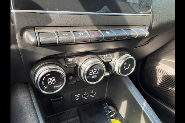 Renault Captur 1.6 E-Tech Plug-in Hybrid 160 Intens Trekhaak / Groot Navi / LM velgen / Clima / Full LED