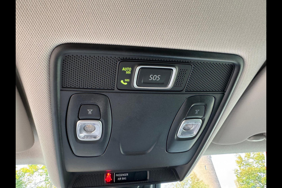 Renault Captur 1.6 E-Tech Plug-in Hybrid 160 Intens Trekhaak / Groot Navi / LM velgen / Clima / Full LED