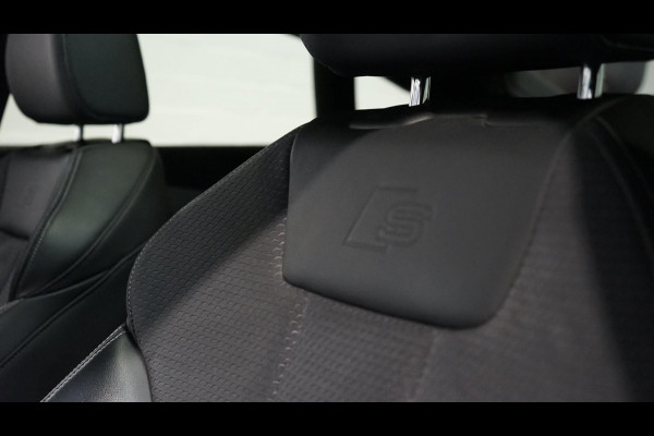 Audi A5 Sportback 35 TFSI 3x S-Line Black Optik AUTOMAAT-ACC-ALCANTARA-AUDI SOUND-CAMERA-KEYLESS-MATRIX-PANORAMA-