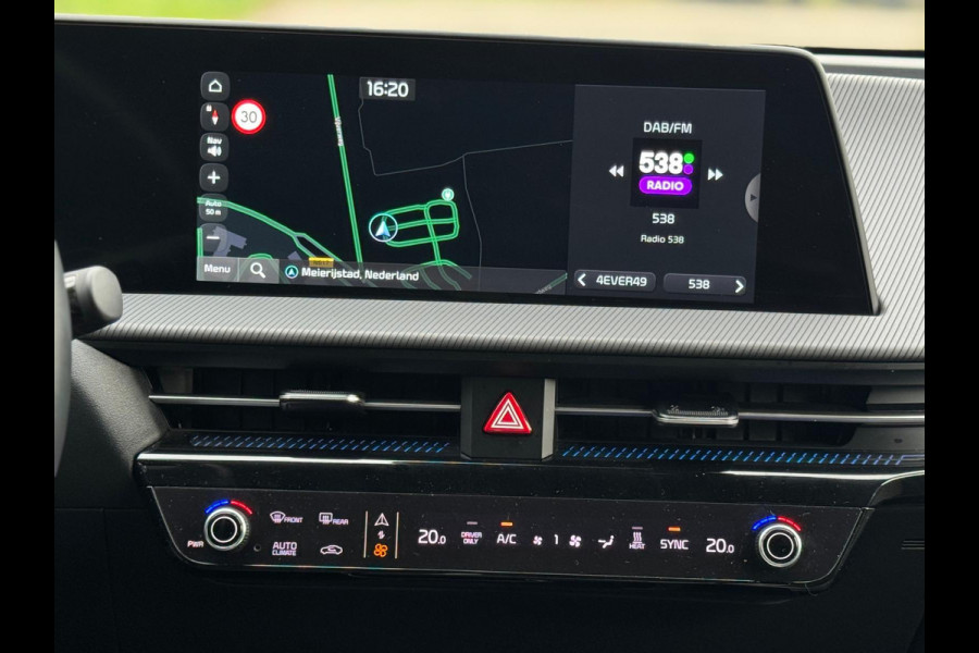 Kia Ev6 GT-Line 325 pk AWD 77.4 kWh, matgrijs, panoramadak , 20 inch, camera, vele opties, Nederlandse auto met nationale auto pas