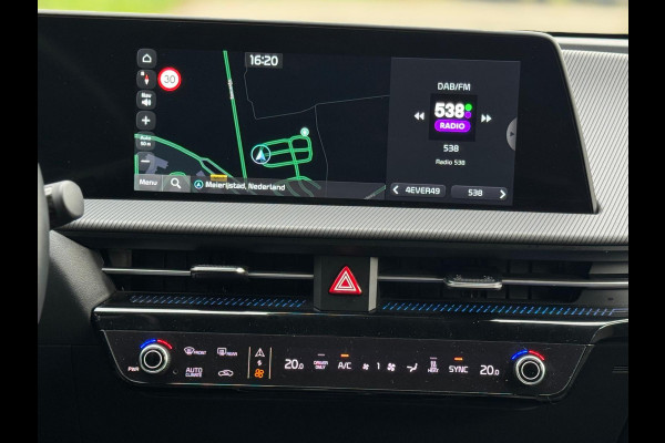 Kia Ev6 GT-Line 325 pk AWD 77.4 kWh, matgrijs, panoramadak , 20 inch, camera, vele opties, Nederlandse auto met nationale auto pas