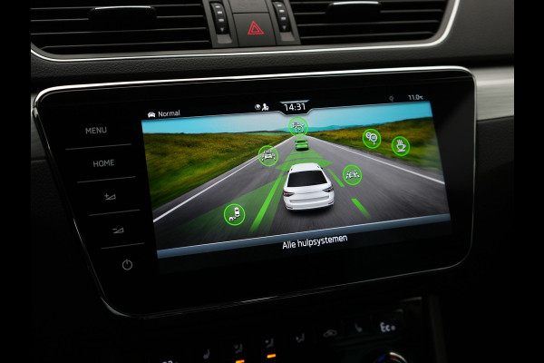 Škoda Superb Combi 1.4 TSI iV Ambition Plug In Hybrid 218pk Dealer O.H PHEV | Adaptive Cruise | Camera | Stoelen & Stuur Verwarmd | Canton Audio | Apple Carplay | Blis | Keyless | Navigatie | Virtual | DAB |