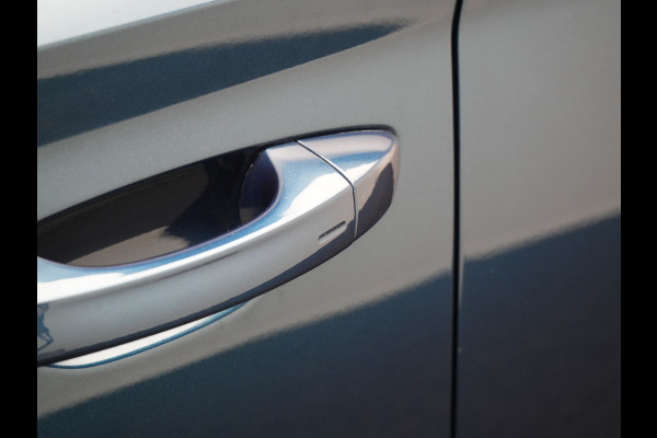 Škoda Superb Combi 1.4 TSI iV Ambition Plug In Hybrid 218pk Dealer O.H PHEV | Adaptive Cruise | Camera | Stoelen & Stuur Verwarmd | Canton Audio | Apple Carplay | Blis | Keyless | Navigatie | Virtual | DAB |