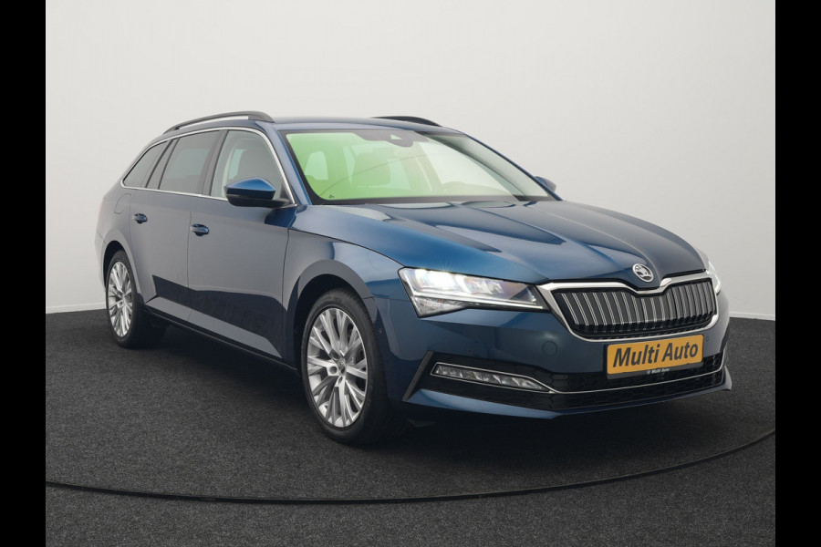 Škoda Superb Combi 1.4 TSI iV Ambition Plug In Hybrid 218pk Dealer O.H PHEV | Adaptive Cruise | Camera | Stoelen & Stuur Verwarmd | Canton Audio | Apple Carplay | Blis | Keyless | Navigatie | Virtual | DAB |
