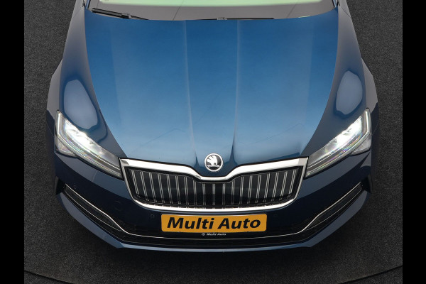 Škoda Superb Combi 1.4 TSI iV Ambition Plug In Hybrid 218pk Dealer O.H PHEV | Adaptive Cruise | Camera | Stoelen & Stuur Verwarmd | Canton Audio | Apple Carplay | Blis | Keyless | Navigatie | Virtual | DAB |