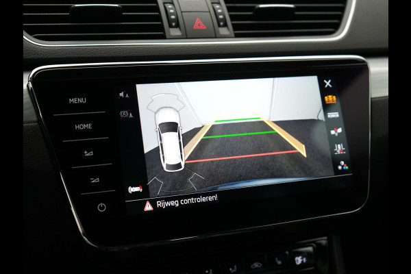 Škoda Superb Combi 1.4 TSI iV Ambition Plug In Hybrid 218pk Dealer O.H PHEV | Adaptive Cruise | Camera | Stoelen & Stuur Verwarmd | Canton Audio | Apple Carplay | Blis | Keyless | Navigatie | Virtual | DAB |