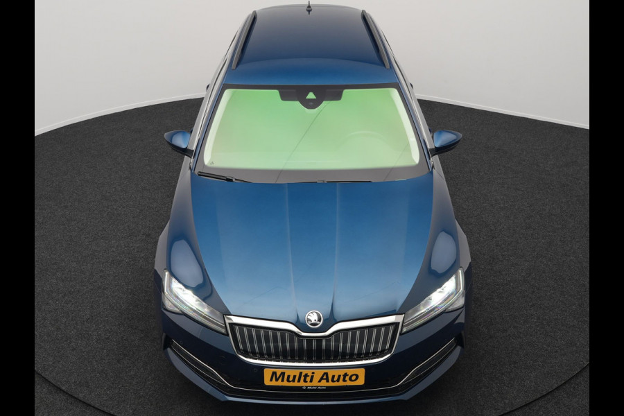 Škoda Superb Combi 1.4 TSI iV Ambition Plug In Hybrid 218pk Dealer O.H PHEV | Adaptive Cruise | Camera | Stoelen & Stuur Verwarmd | Canton Audio | Apple Carplay | Blis | Keyless | Navigatie | Virtual | DAB |