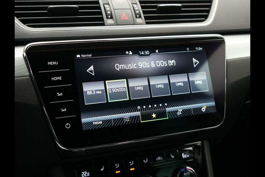 Škoda Superb Combi 1.4 TSI iV Ambition Plug In Hybrid 218pk Dealer O.H PHEV | Adaptive Cruise | Camera | Stoelen & Stuur Verwarmd | Canton Audio | Apple Carplay | Blis | Keyless | Navigatie | Virtual | DAB |