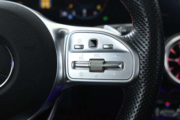 Mercedes-Benz Glb 180 AMG Line 7p. Automaat, 7 Persoons, Navigatie, etc. Mercedes-Benz Glb 180 AMG Line 7p. Automaat, 7 Persoons, Navigatie, etc.